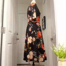 Black Peoney Floral Cap Sleeve Midi Dress Size Medium